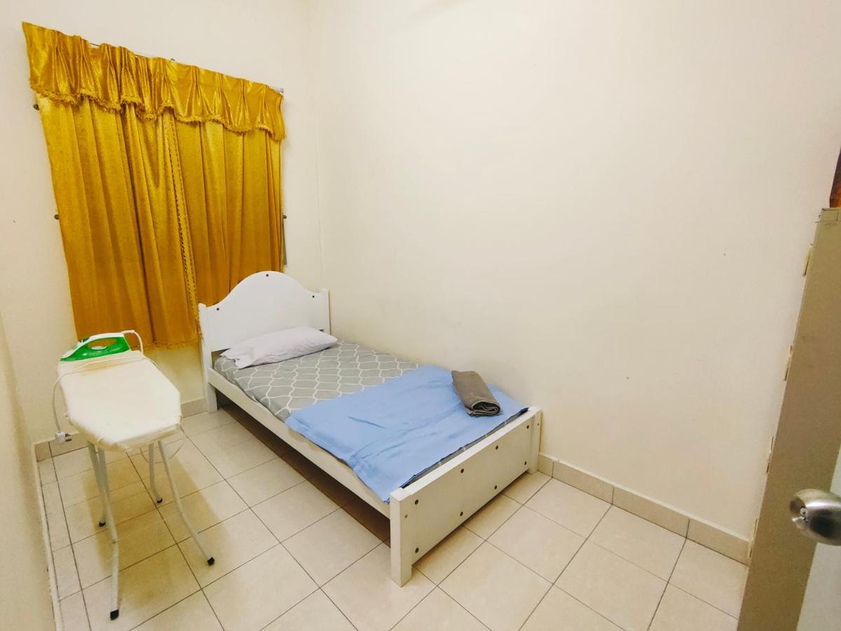 Hanaa Homestay Meru Ipoh Exteriör bild